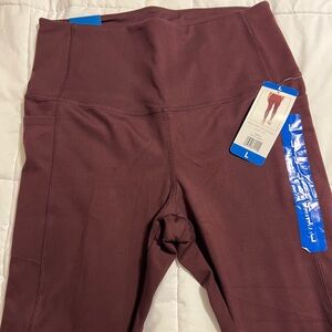 Danskin High Rise 7/8 Legging